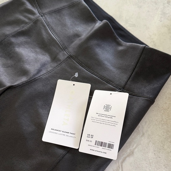 Athleta Delancey Gleam Tight w/back pockets - Picture 5 of 11